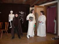 01 - Von Lehrern , Vampiren und anderen Gespenstern - Jugendtheater 2003